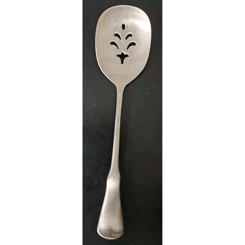 Oneida Community Stainless Patrick Henry Pierced Jelly Server
